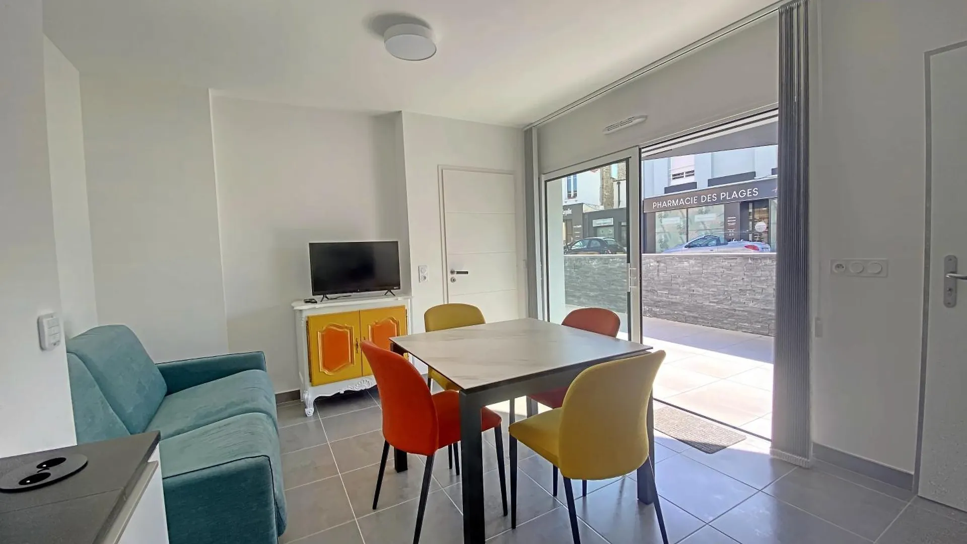 Apartamento Ref 256 - Larmor-Plage T2 En Rdc Plein Bourg Avec Terrasse Sur Rue Principale Et Parking