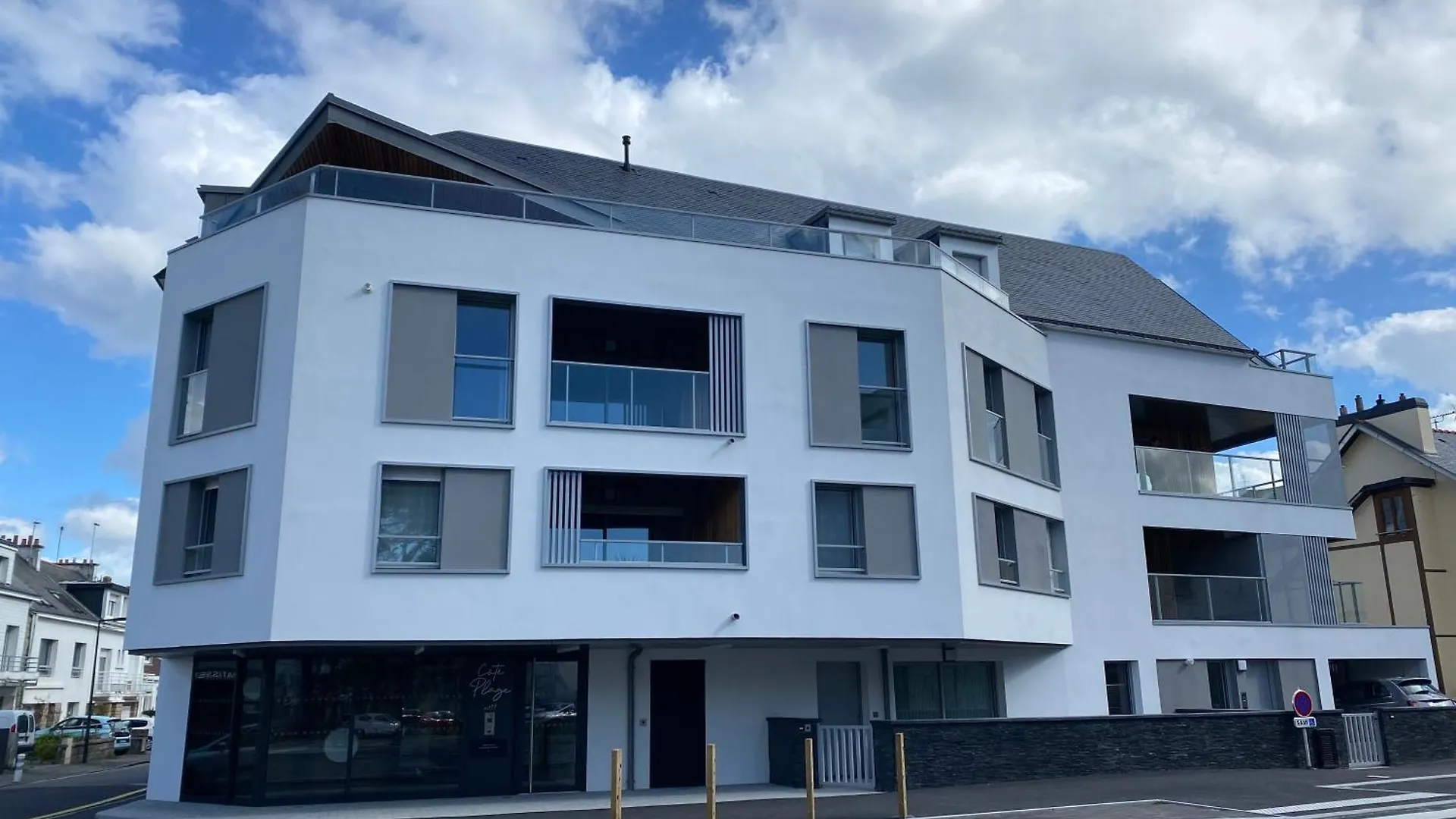 Apartamento Ref 256 - Larmor-Plage T2 En Rdc Plein Bourg Avec Terrasse Sur Rue Principale Et Parking Francia
